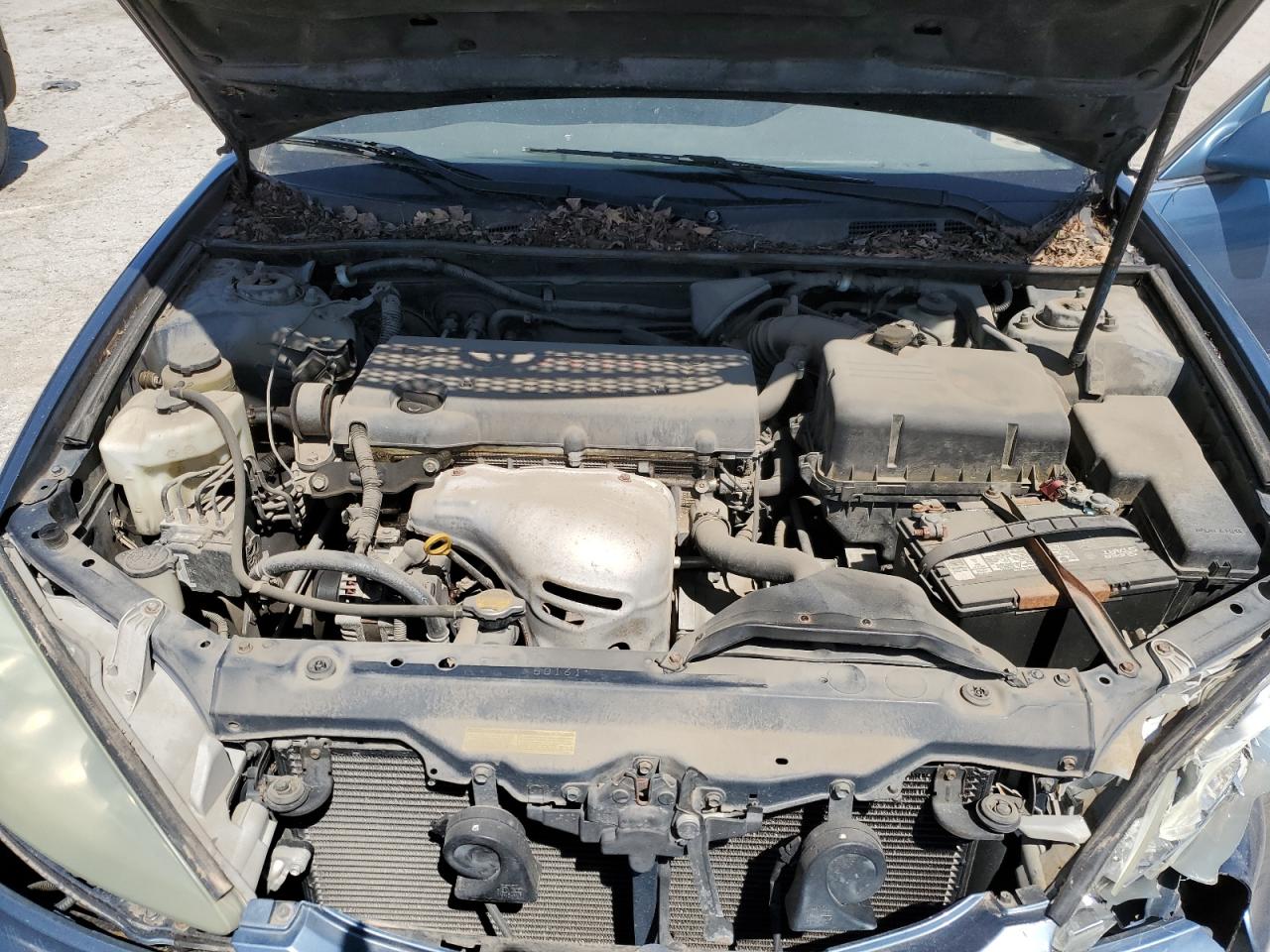 2004 Toyota Camry Le VIN: 4T1BE32K74U789915 Lot: 51593635