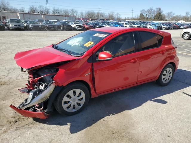 Хэтчбеки TOYOTA PRIUS 2013 Красный