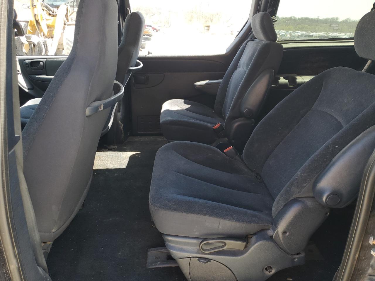 2002 Chrysler Town & Country Lx VIN: 2C4GP44302R755793 Lot: 51436005