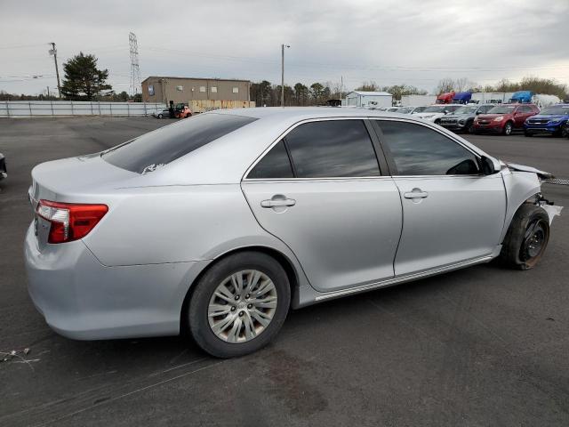  TOYOTA CAMRY 2014 Сріблястий