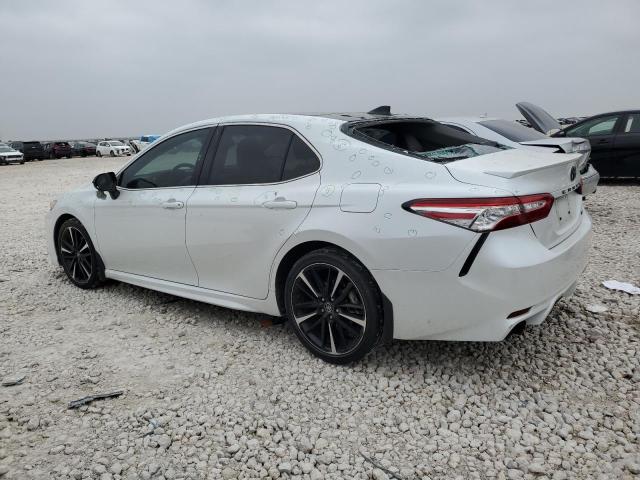  TOYOTA CAMRY 2020 Белы