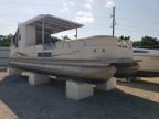 New Orleans, LA에서 판매 중인 2005 Sun Tracker Fish Barge - Front End