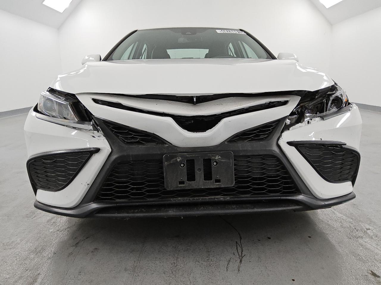 2023 Toyota Camry Se Night Shade for Sale in Van Nuys, CA - Front End