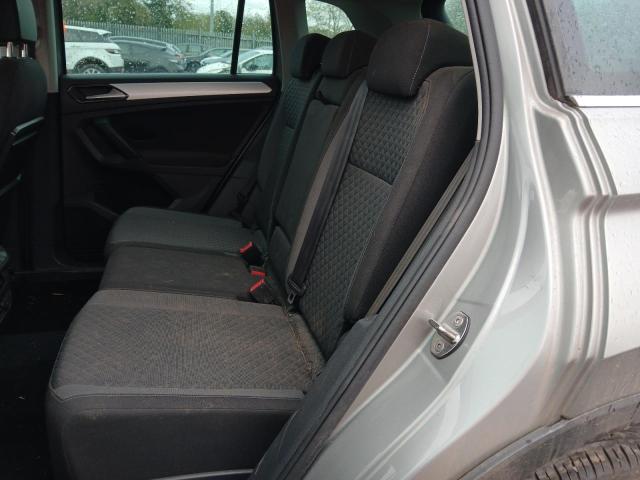 2017 VOLKSWAGEN TIGUAN SE