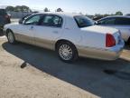 2003 Lincoln Town Car Signature للبيع في San Martin، CA - Minor Dent/Scratches