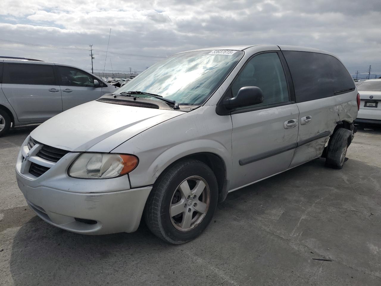 2007 Dodge Caravan Sxt продається в Sun Valley, CA - All Over