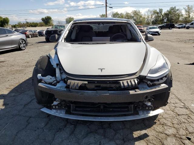  TESLA MODEL 3 2022 Белый