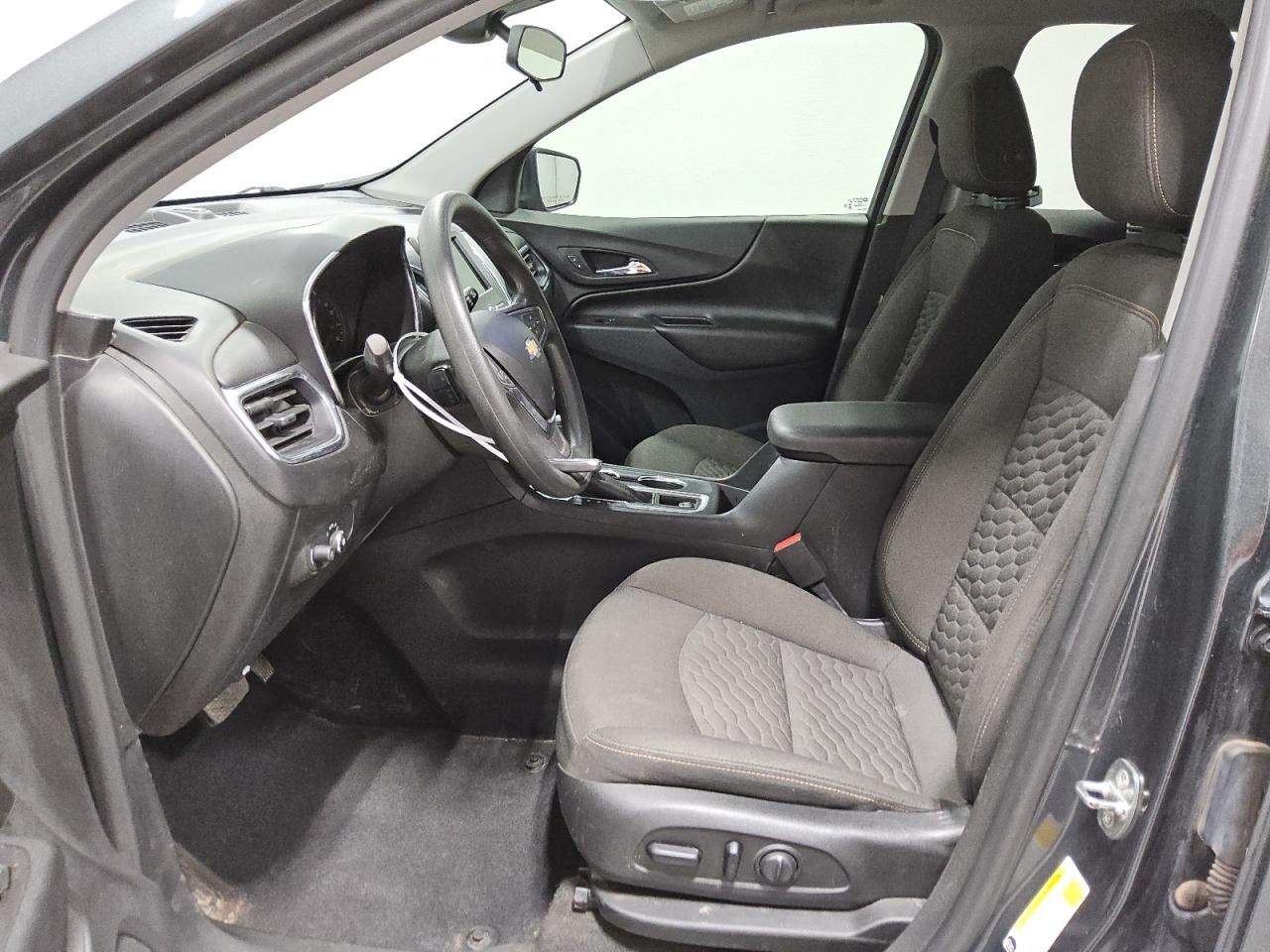 2020 Chevrolet Equinox Lt VIN: 2GNAXLEX6L6190302 Lot: 51854935