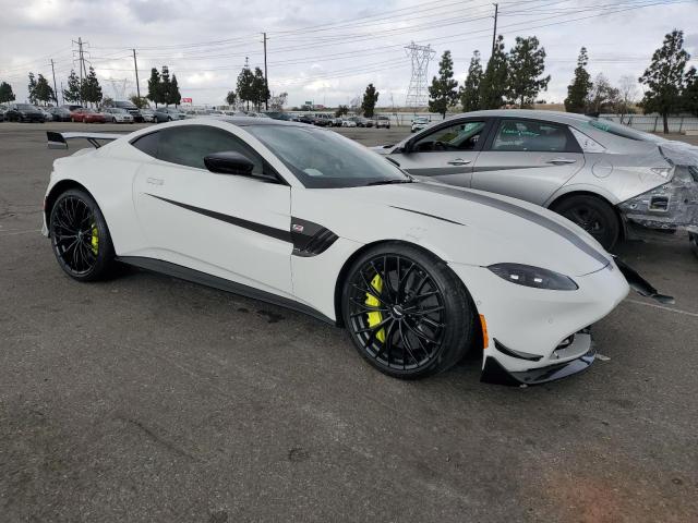  ASTON MARTIN VANTAGE F1 2022 Белый