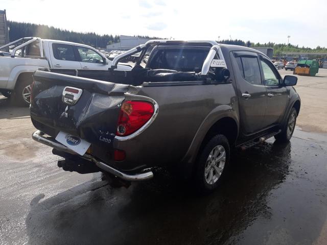 2013 MITSUBISHI L200 BARBA