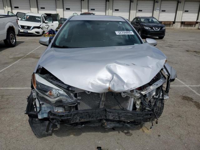Sedans TOYOTA COROLLA 2016 Silver
