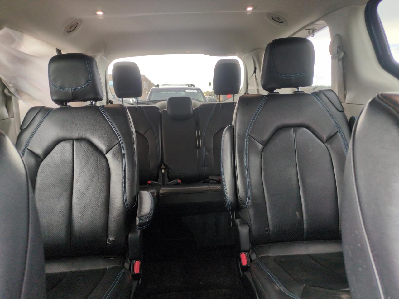 2021 Chrysler Pacifica Touring L VIN: 2C4RC1BG7MR589364 Lot: 54712875