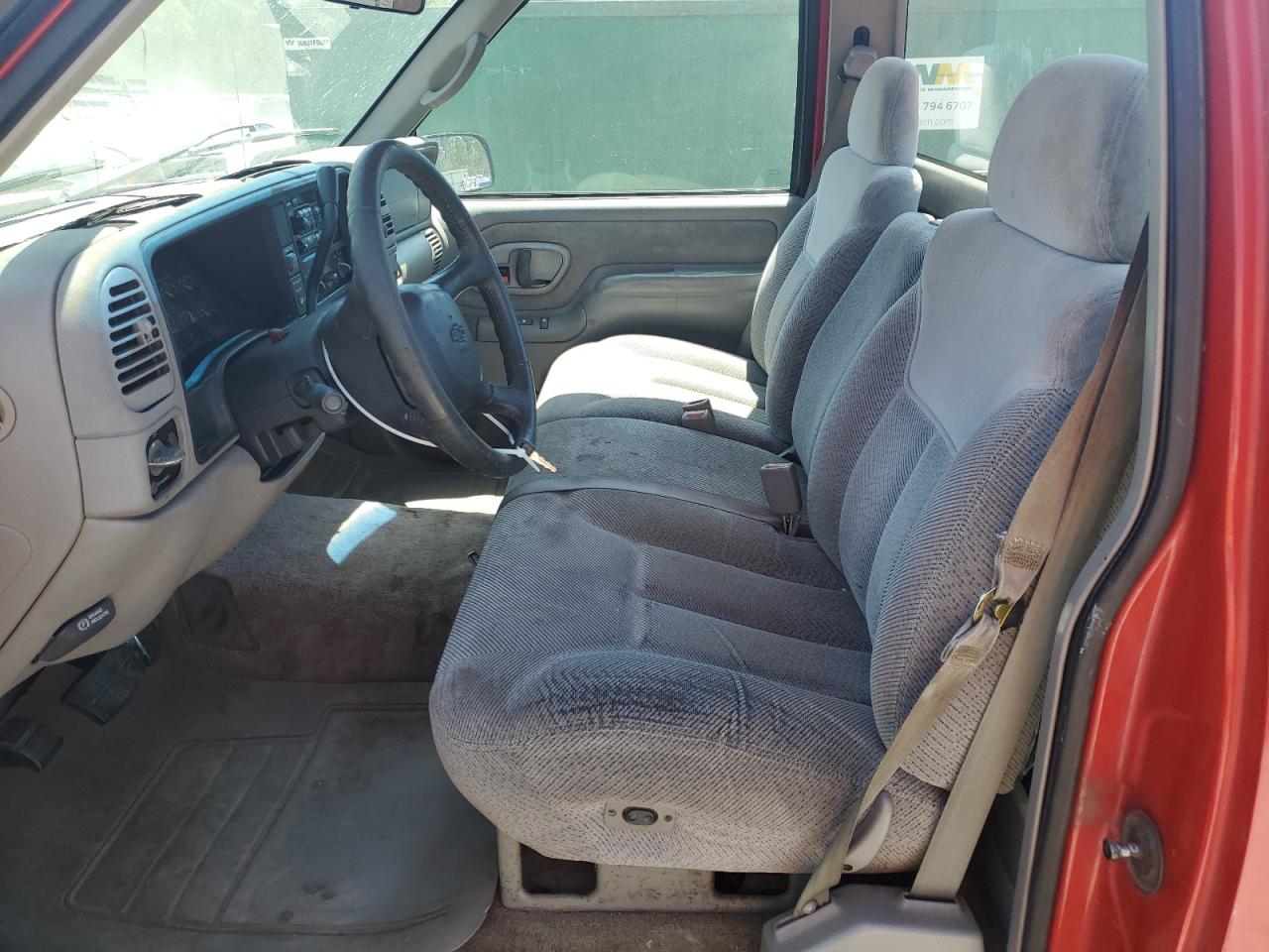 1998 Chevrolet Gmt-400 C1500 VIN: 1GCEC14R2WZ146898 Lot: 52628865