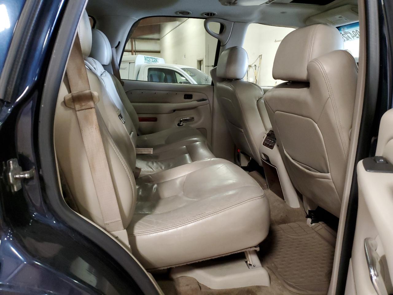 2005 Cadillac Escalade Luxury VIN: 1GYEK63N95R118054 Lot: 51094725
