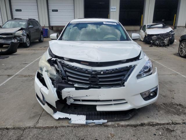 Sedans NISSAN ALTIMA 2015 White