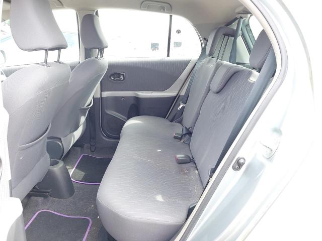 2009 TOYOTA YARIS TR V
