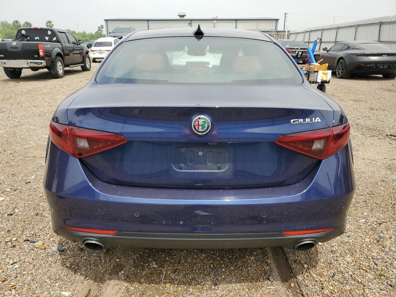 2017 Alfa Romeo Giulia VIN: ZARFAEBN8H7551881 Lot: 51367375
