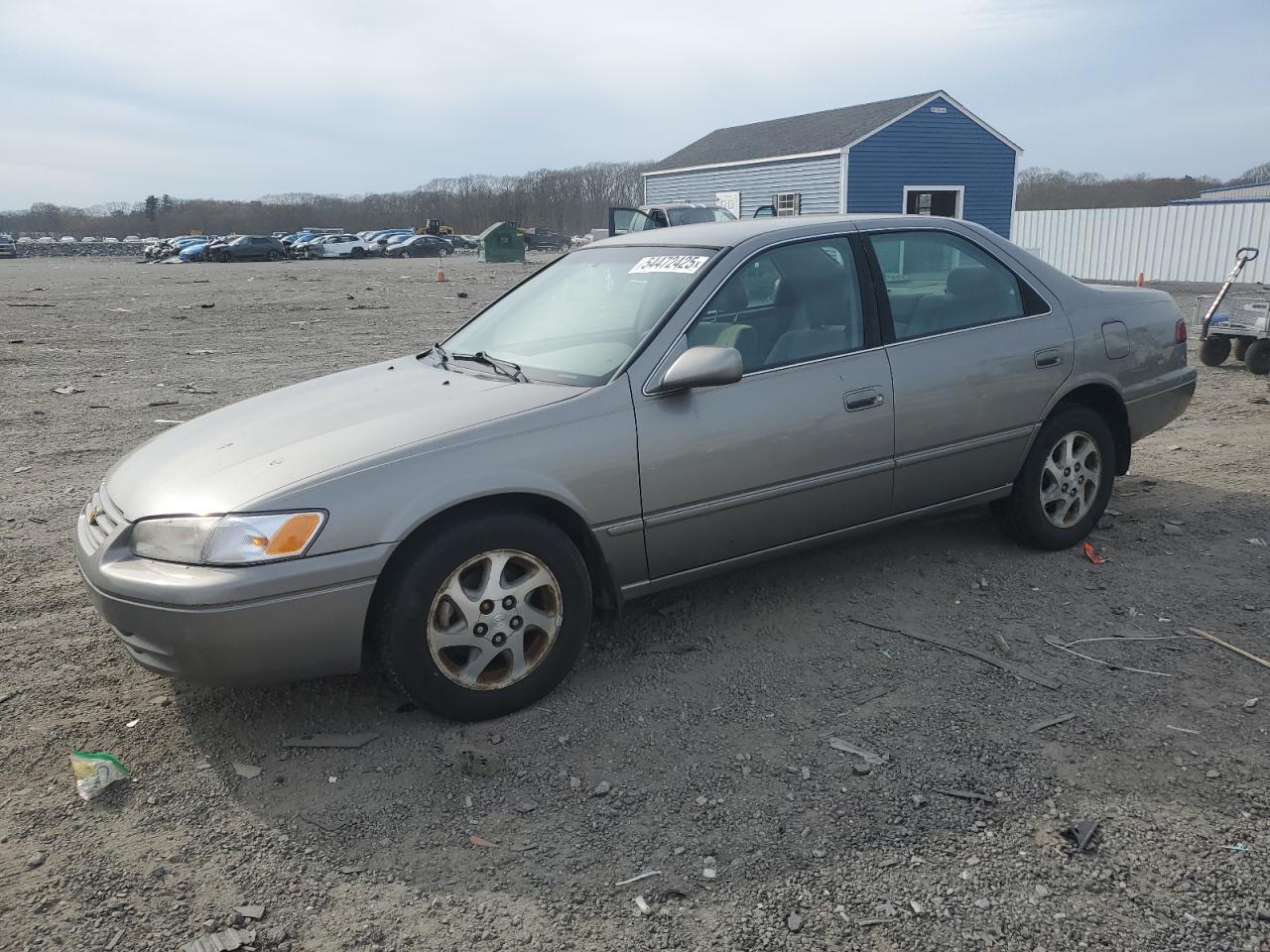 1999 Toyota Camry Le for Sale in Assonet, MA - Minor Dent/Scratches