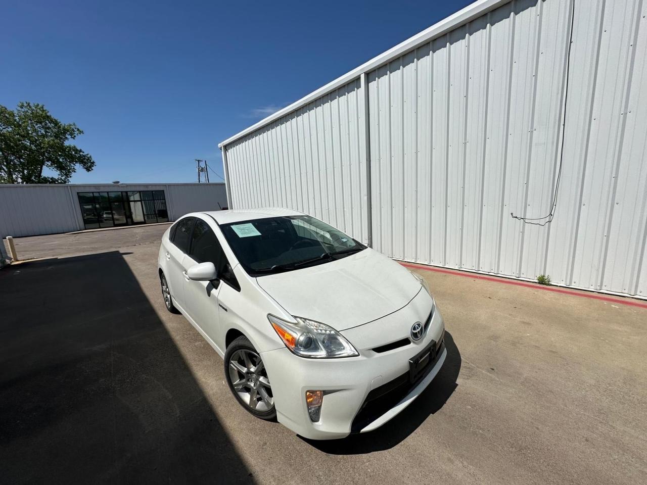 2014 Toyota Prius for Sale in Grand Prairie, TX - Minor Dent/Scratches