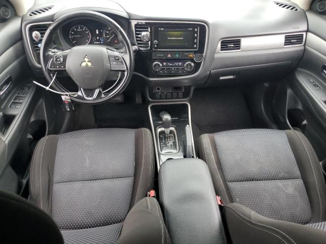  MITSUBISHI OUTLANDER 2017 Czarny