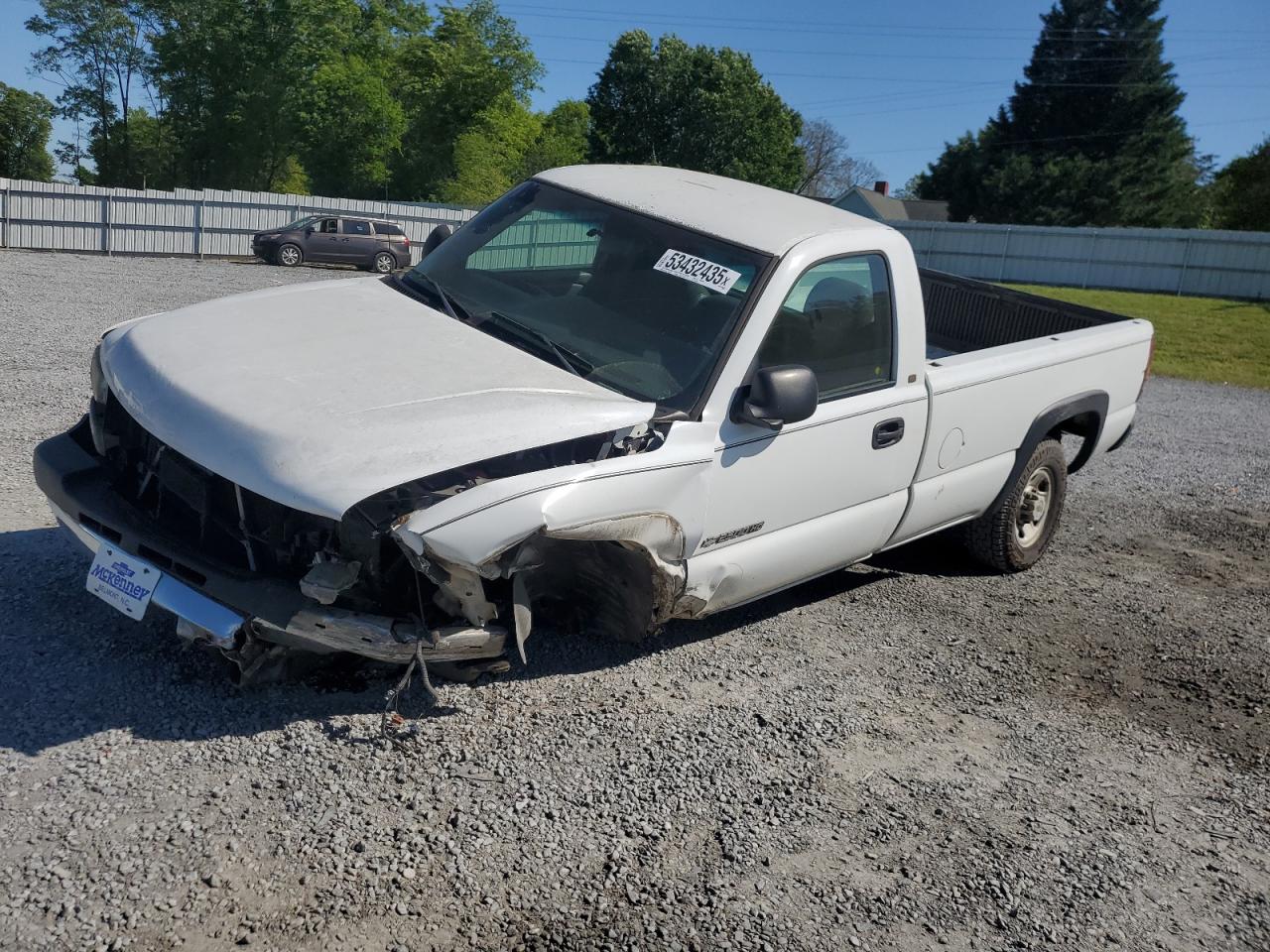 2001 Chevrolet Silverado C2500 Heavy Duty for Sale in Gastonia, NC - Front End