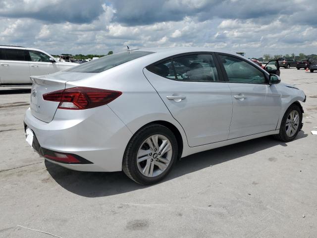  HYUNDAI ELANTRA 2019 Srebrny