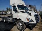 Fort Wayne, IN에서 판매 중인 2024 Freightliner Cascadia Semi Truck - Side