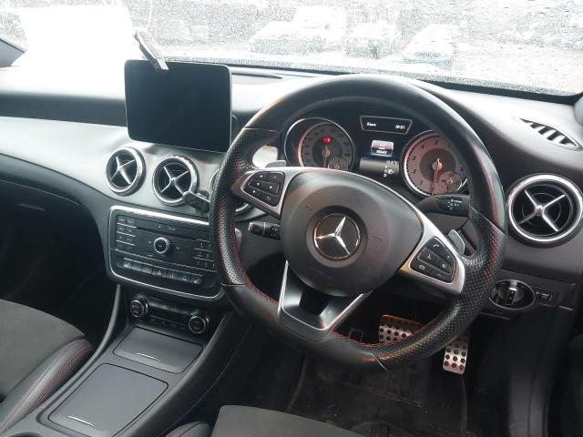 2017 MERCEDES BENZ GLA 200 AM