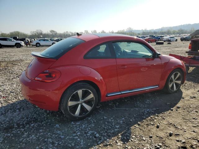  VOLKSWAGEN BEETLE 2012 Красный