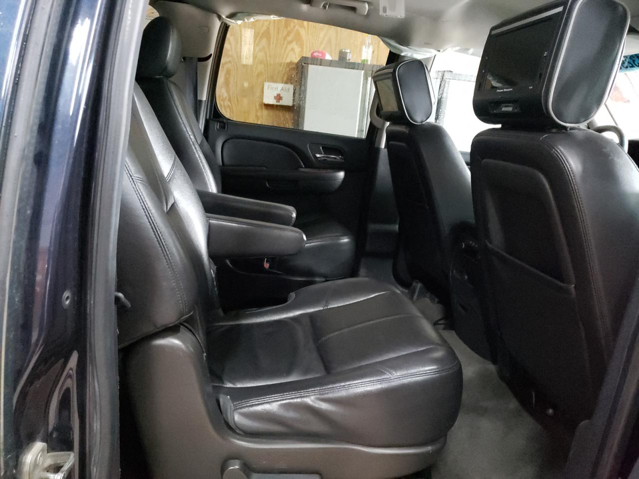 2013 Chevrolet Suburban K1500 Lt VIN: 1GNSKJE75DR191647 Lot: 54132905