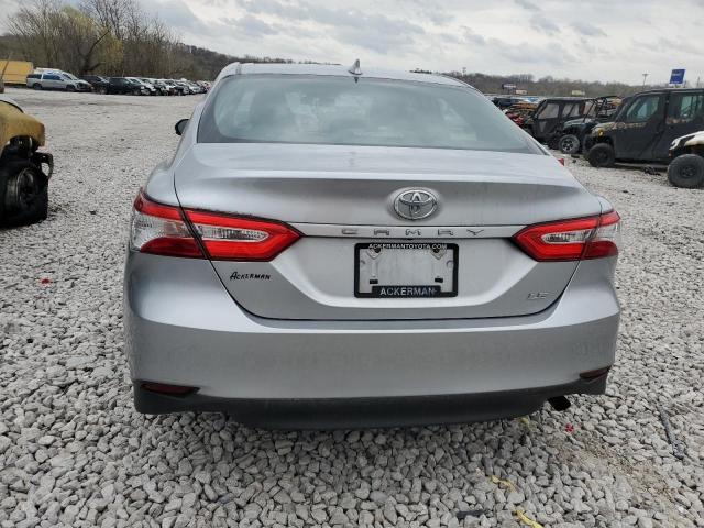  TOYOTA CAMRY 2020 Srebrny
