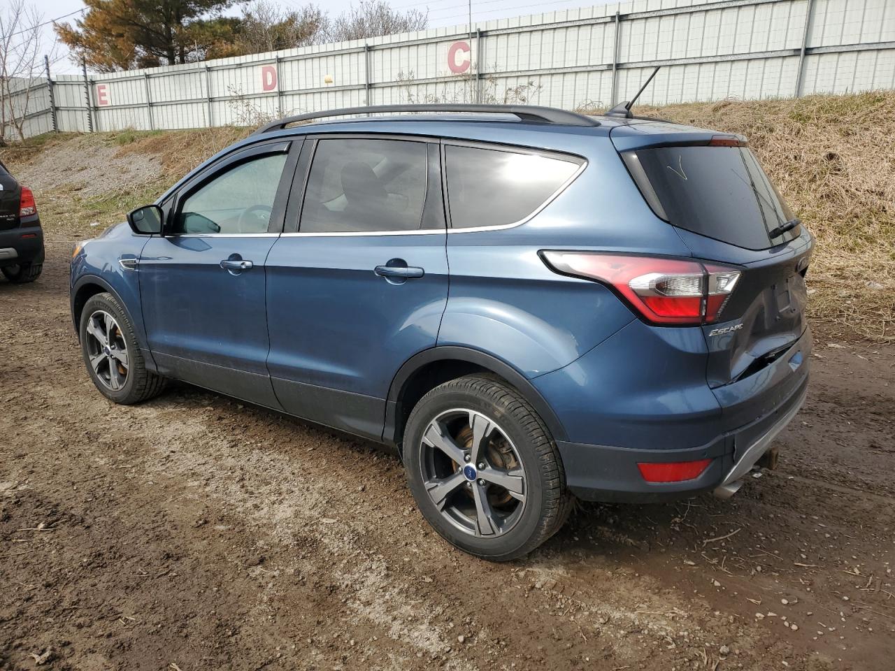 1FMCU9HDXJUA45627 FORD ESCAPE 2018