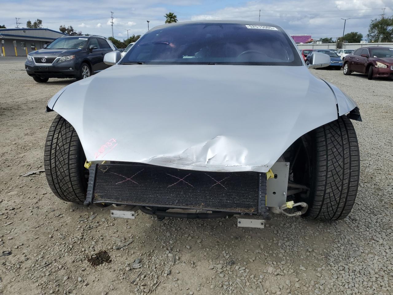 Фото: 5YJSA1E20JF247074 - 5