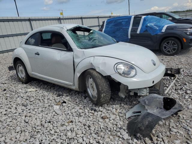 Hatchbacks VOLKSWAGEN BEETLE 2015 White