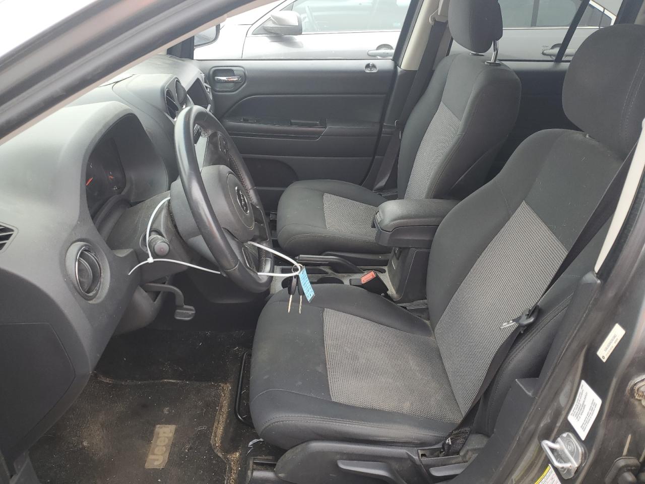 2012 Jeep Compass Latitude VIN: 1C4NJDEB9CD624963 Lot: 53246985