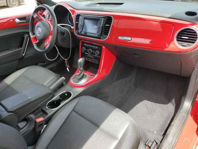  VOLKSWAGEN BEETLE 2018 Красный
