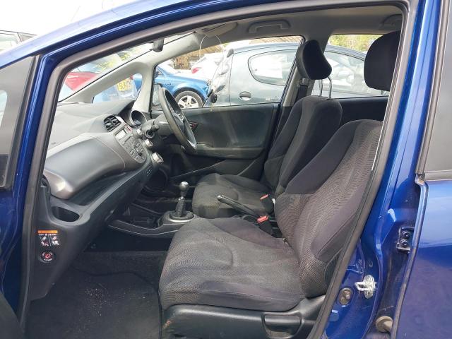2010 HONDA JAZZ ES I-