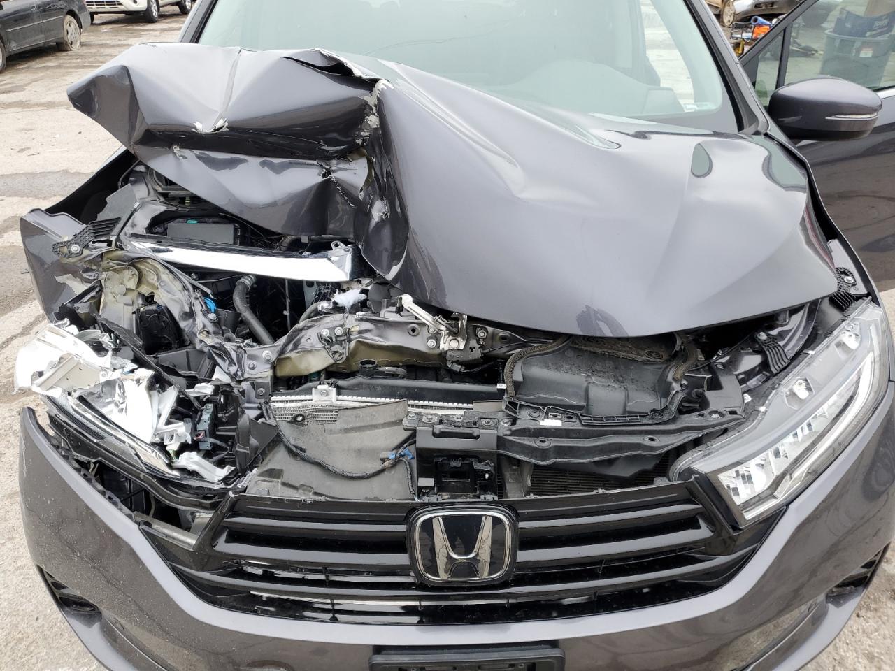 2022 Honda Odyssey Touring VIN: 5FNRL6H82NB029147 Lot: 51761875