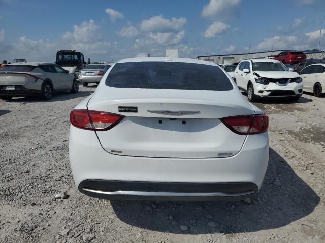 Sedans CHRYSLER 200 2015 White