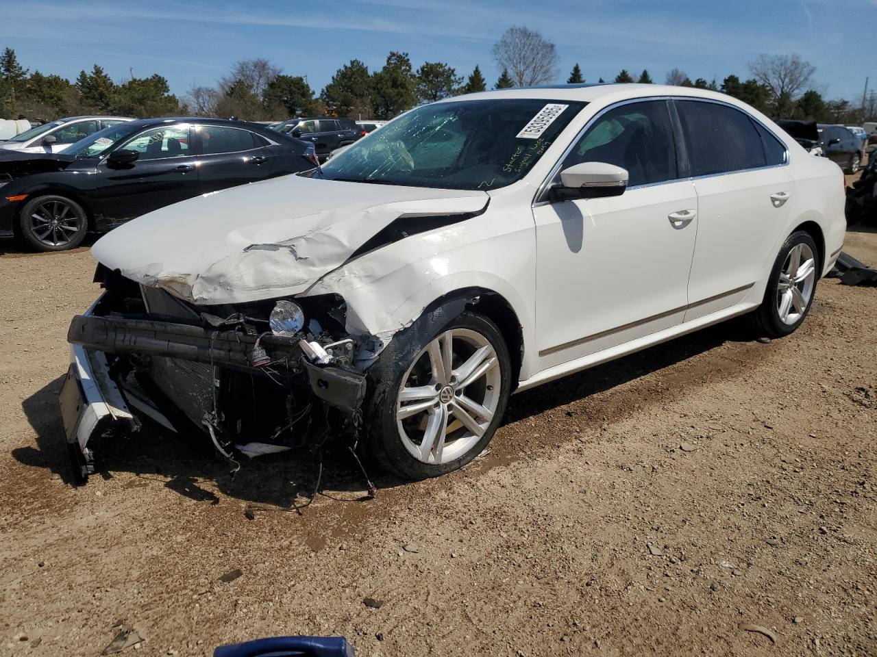 2014 Volkswagen Passat Sel for Sale in Elgin, IL - Front End