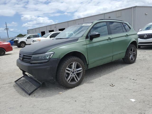  VOLKSWAGEN TIGUAN 2018 Zielony