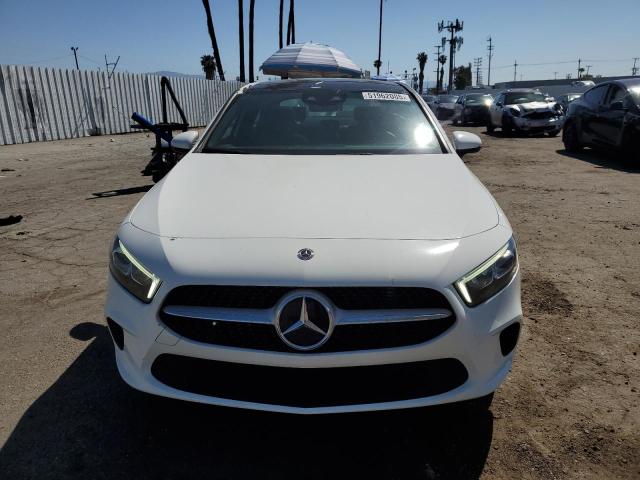  MERCEDES-BENZ A-CLASS 2019 Білий