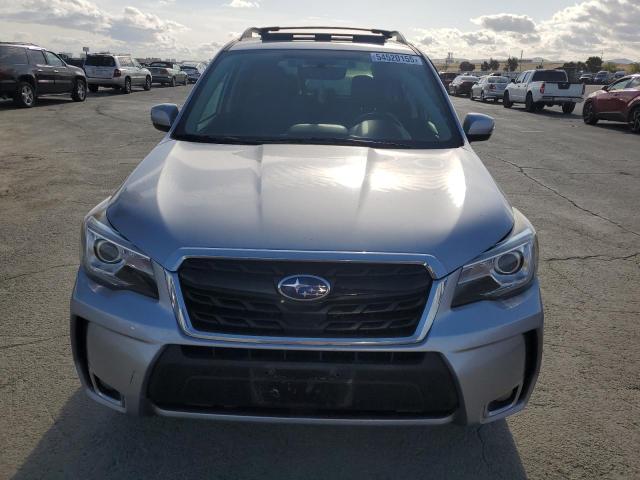 Паркетники SUBARU FORESTER 2017 Серебристый
