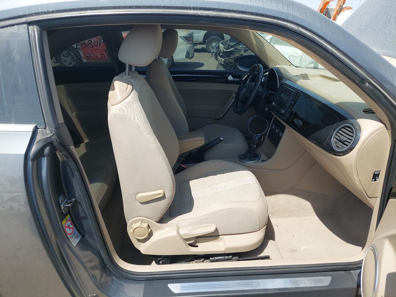 WVWBF6AT6FM600283 - 2015 Volkswagen BEETLE - #54080265