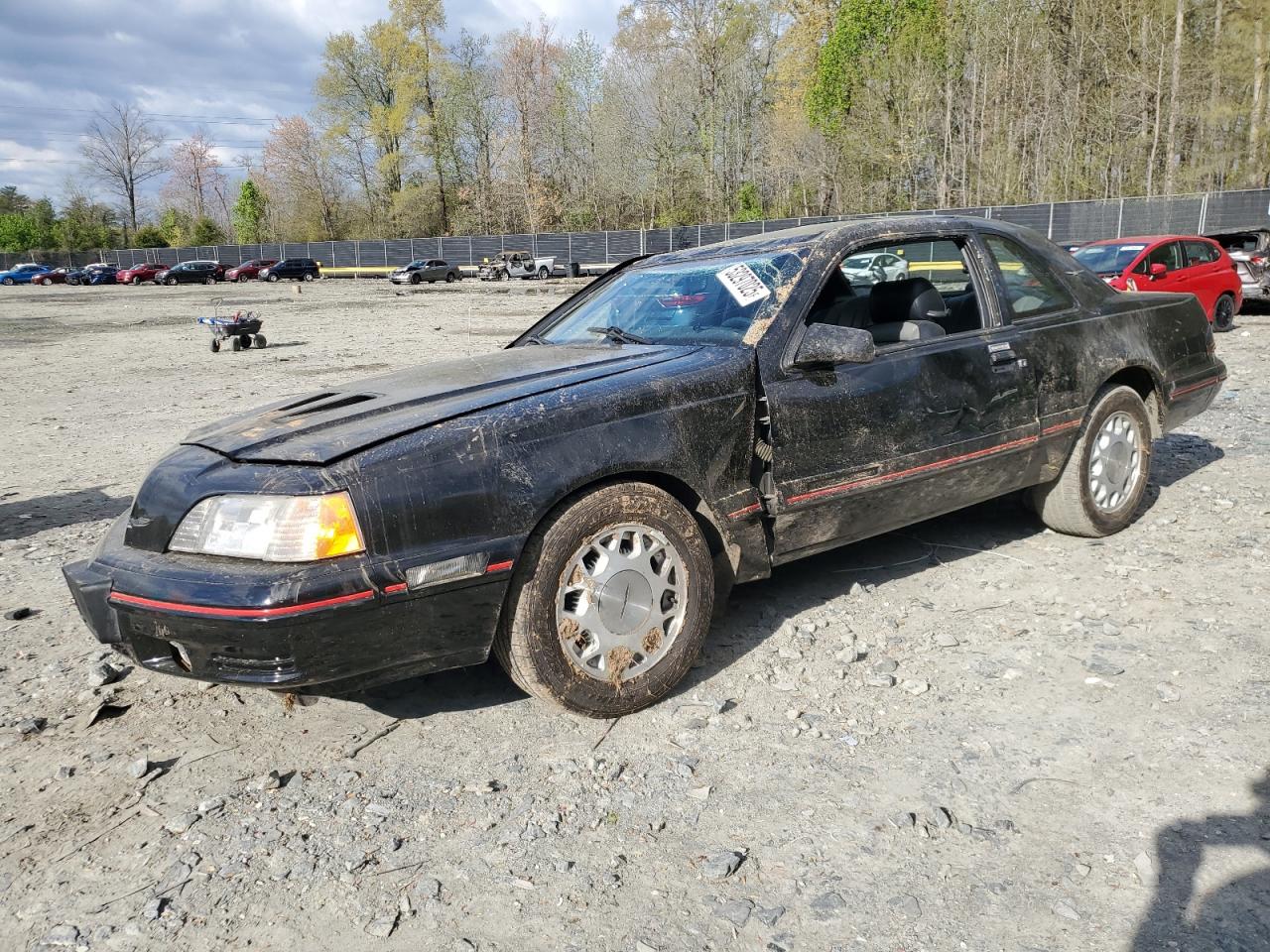 1988 Ford Thunderbird for Sale in Waldorf, MD - Rollover