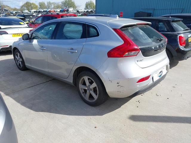 2013 VOLVO V40 SE D2