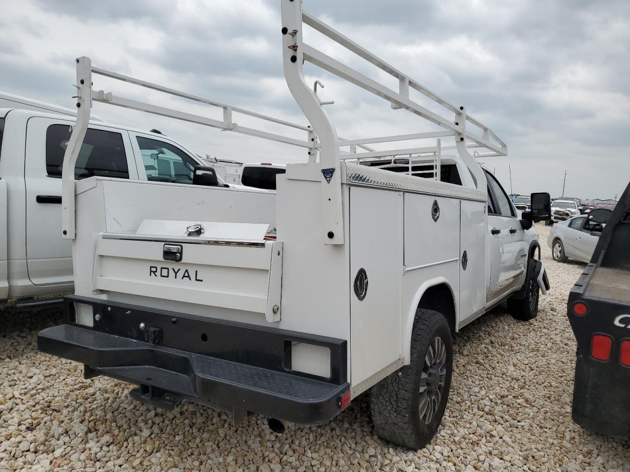 1GB2WLE78NF328371 CHEVROLET ALL Models 2022