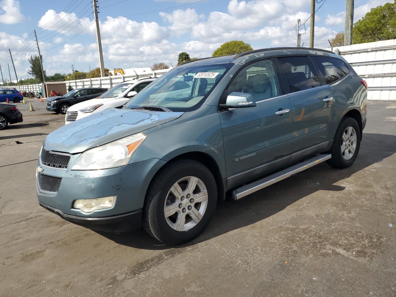 2009 Chevrolet Traverse Lt for Sale in Miami, FL - Rear End