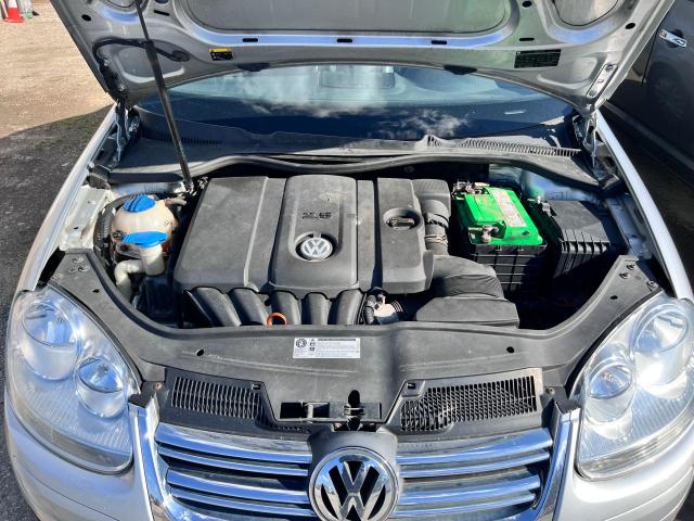 2010 VOLKSWAGEN JETTA SE