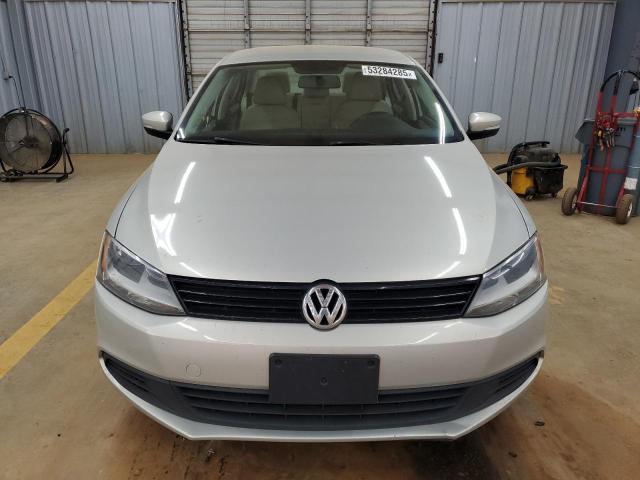 Седаны VOLKSWAGEN JETTA 2012 Серебристый